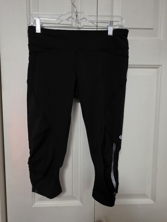 lululemon athletica Pants - Lululemon Pace Crop leggings Black Size 8